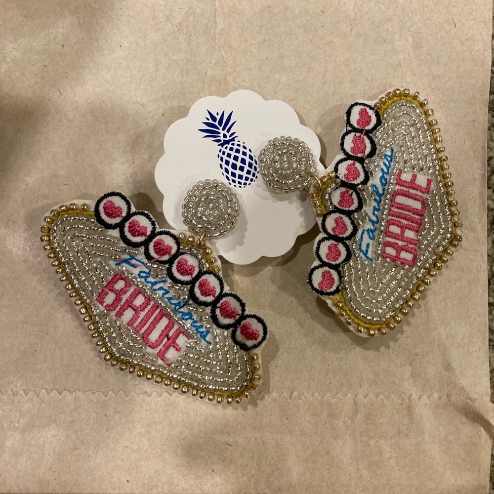 NEW Beaded fabulous bride Vegas style earrings - Picture 6 of 6